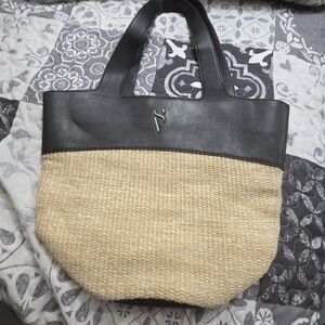 Vera Wang Black and Tan Woven Tote